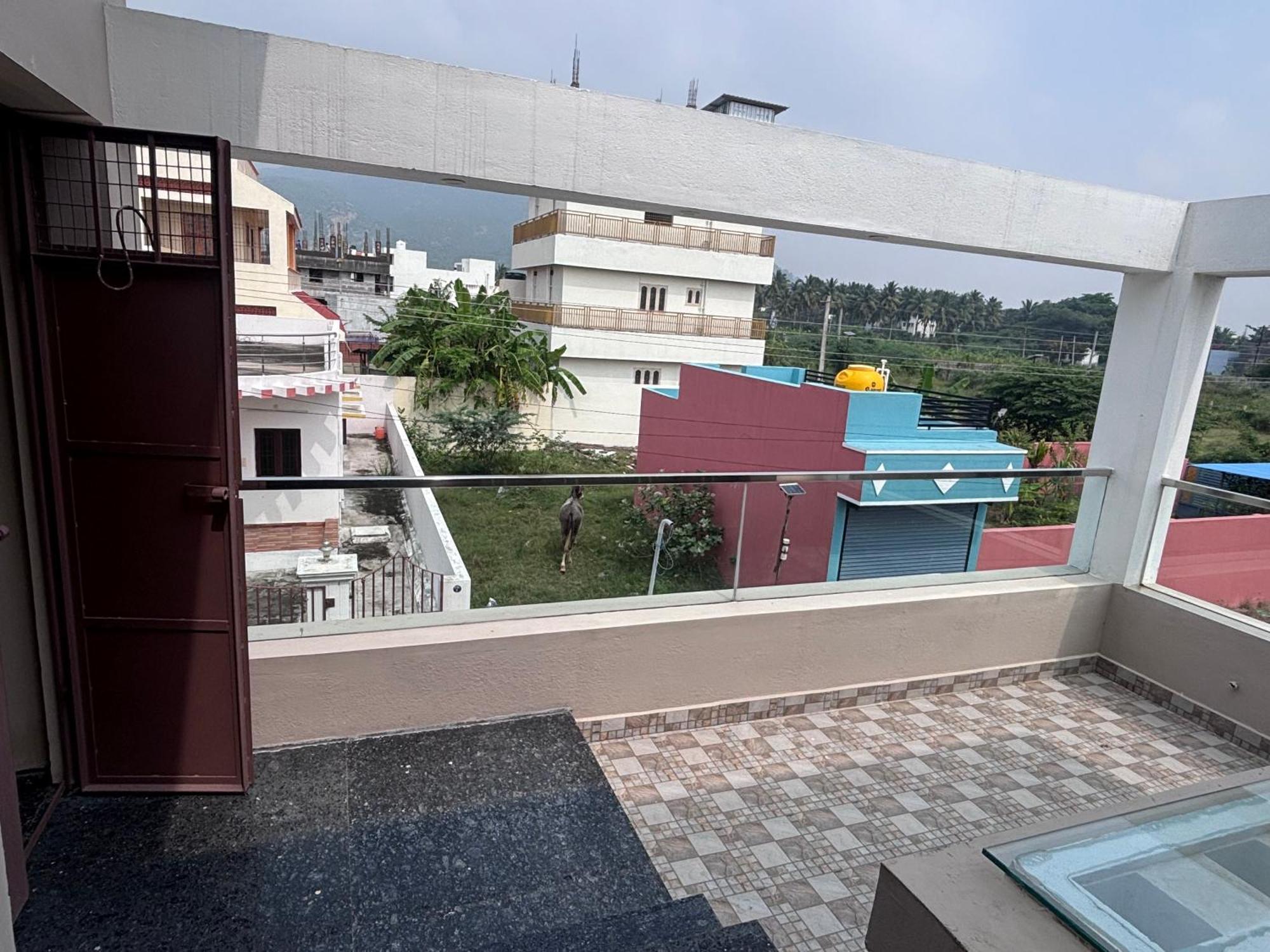 Jo'S Homestay Tiruvannāmalai المظهر الخارجي الصورة